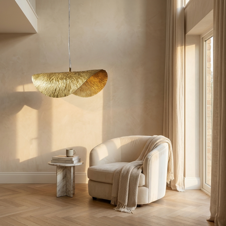 Blaad | Hammered Brass Pendant Light
