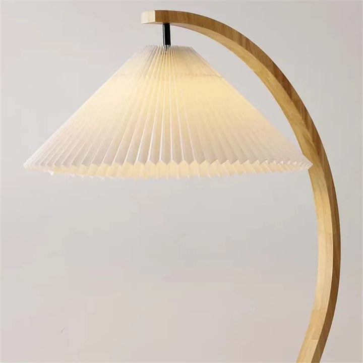 Takumi | Lampada da terra ad arco in legno