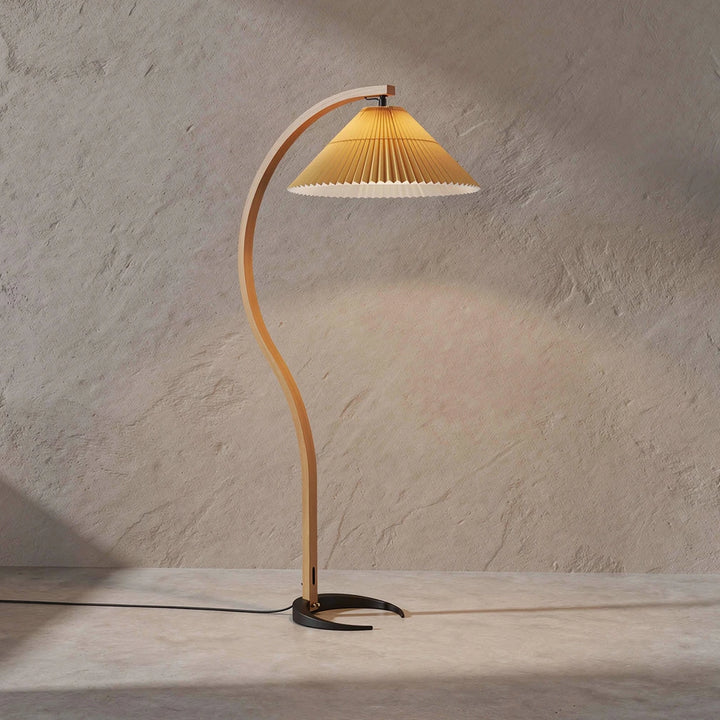 Takumi | Lampada da terra ad arco in legno