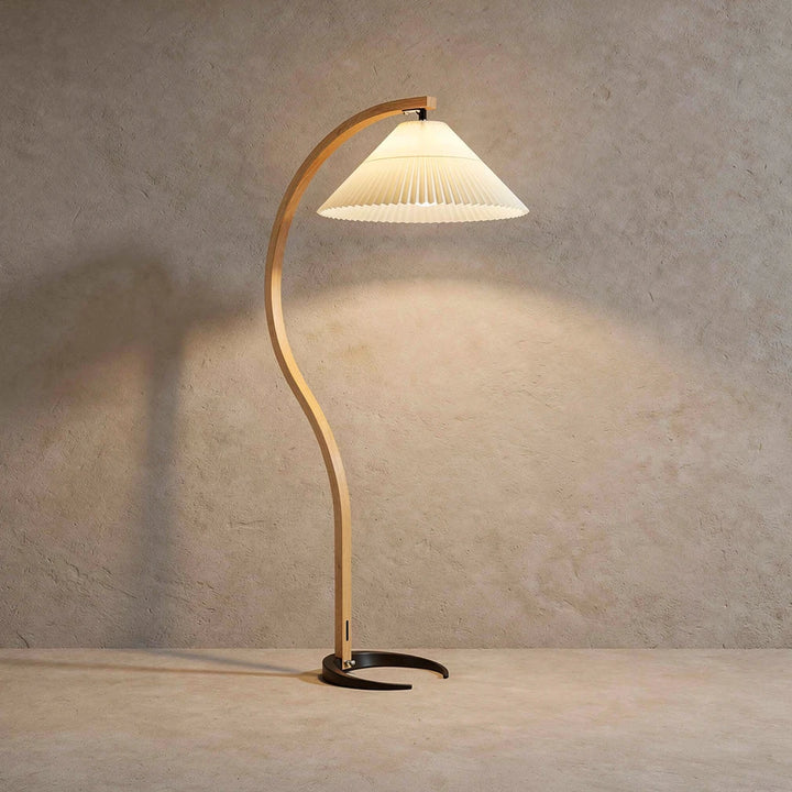 Takumi | Lampada da terra ad arco in legno